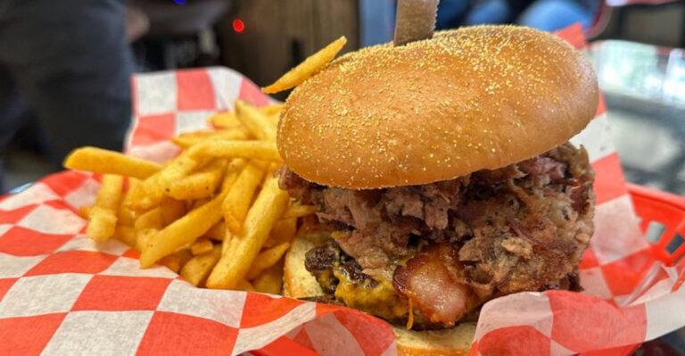 This Lakeland BBQ Dive Is Worth The Drive For Burgers And Brisket