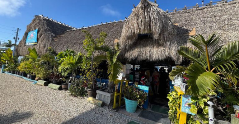 This Legendary Deep-Fried Key Lime Pie In Florida Is Unlike Anything You’ve Ever Tasted