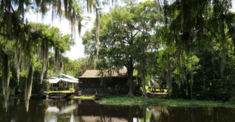 This Rustic Florida Restaurant Has Been Serving Gator, Venison, and Frog Legs Since 1952