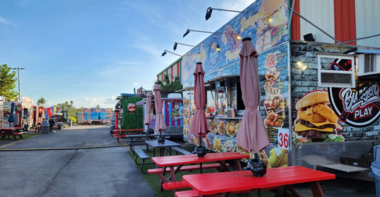 You’ll Want to Try All 12 of These Florida Street Food Spots