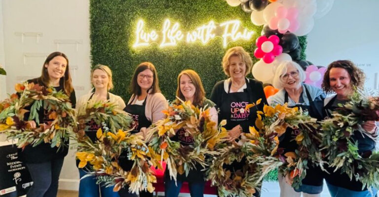 10 Florida Floral Design Workshops for Colorful, Coastal Creativity