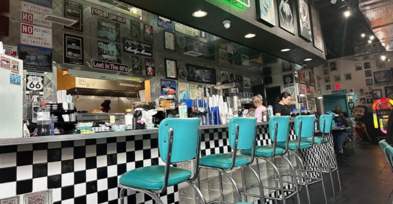 10 Nostalgic Florida Diners That Feel Straight Out Of The 1960s