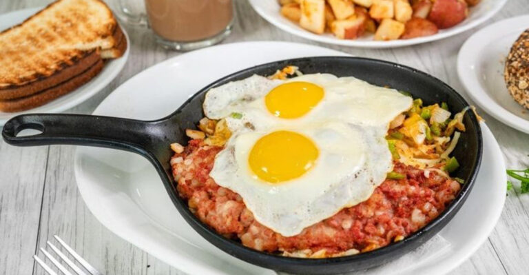 12 Classic Florida Diners With Outrageously Delicious Food