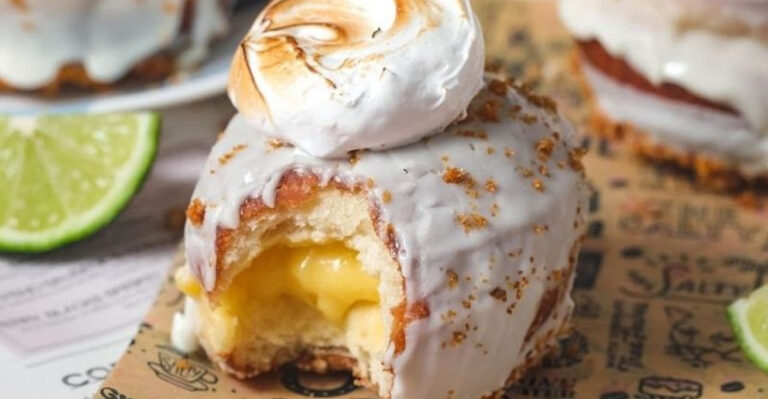 13 Florida Donut Shops Where Your Coffee Finally Finds Its Better Half