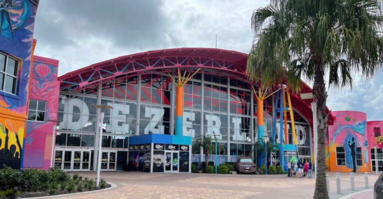 Most People Underestimate This Huge Indoor Attraction In Florida