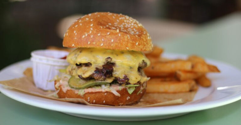 These 10 Florida Cheeseburgers Stay on Your Mind Longer Than They Should