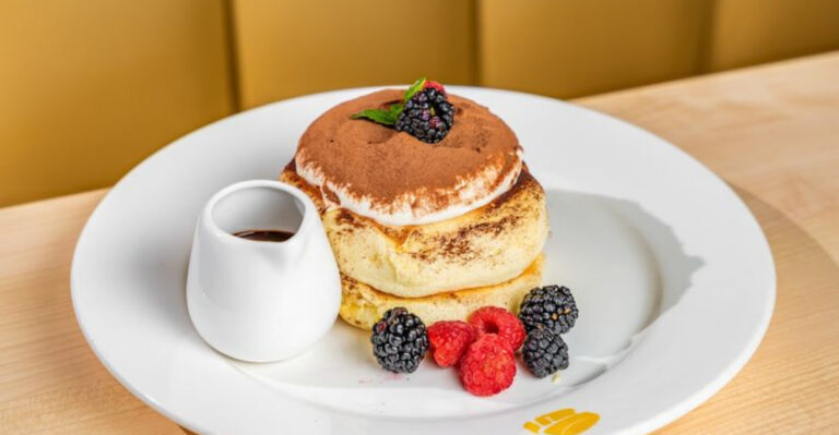 This Miami Café Serves Pancakes So Soft They Feel Like a Cloud