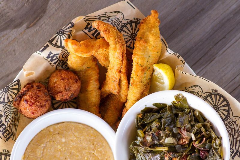The Southern Comfort Food Is the Real Headliner