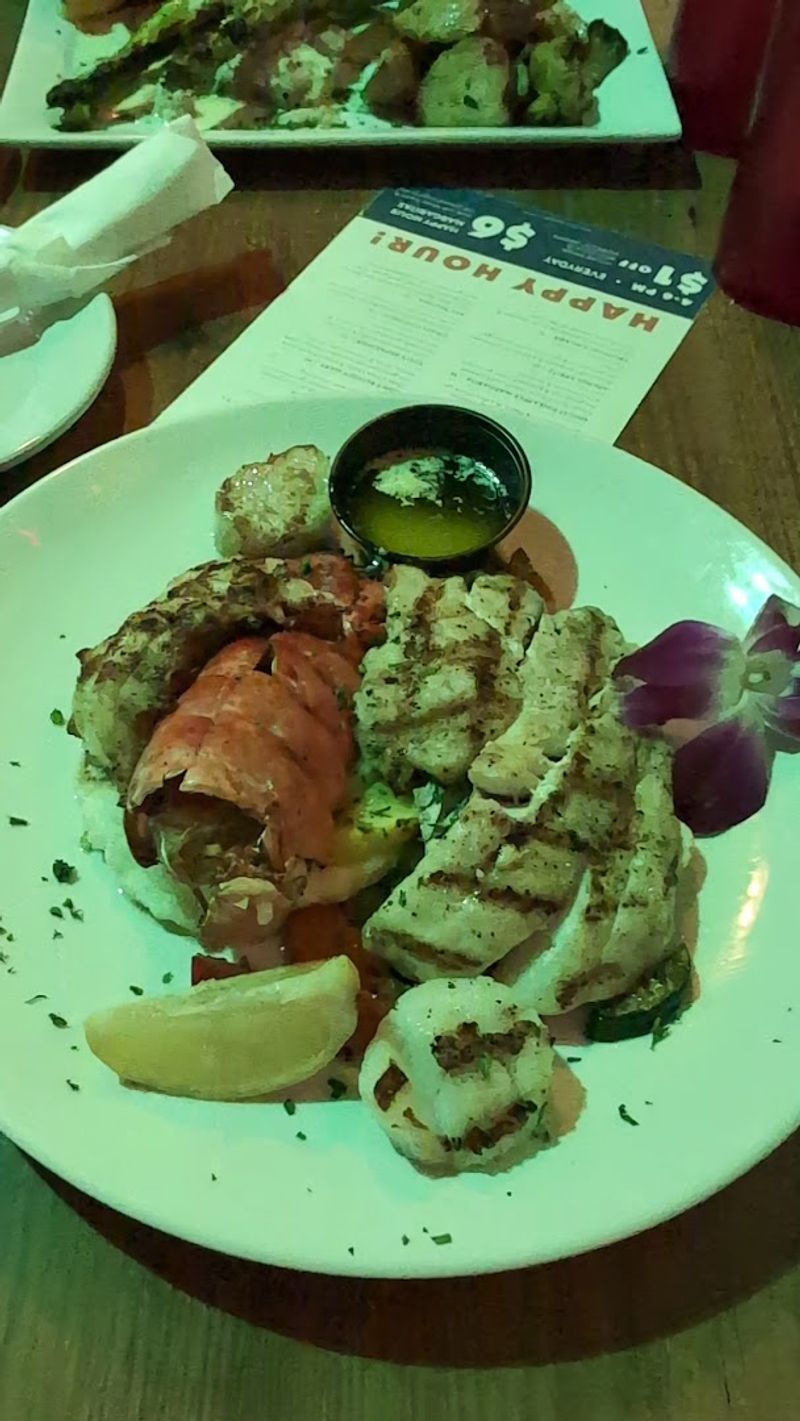 The Grouper Bowl Delivers Comfort in a Dish