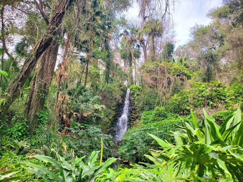 It still carries traces of old Florida history