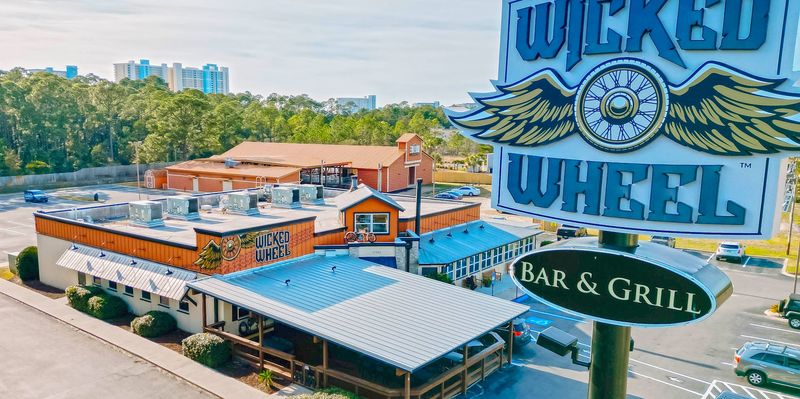 Seafood and Southern Plates Keep the Menu Broad