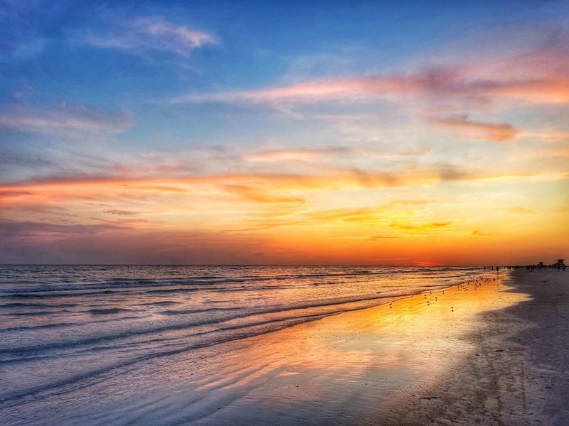 A Sunset Scene That Earns the Hype