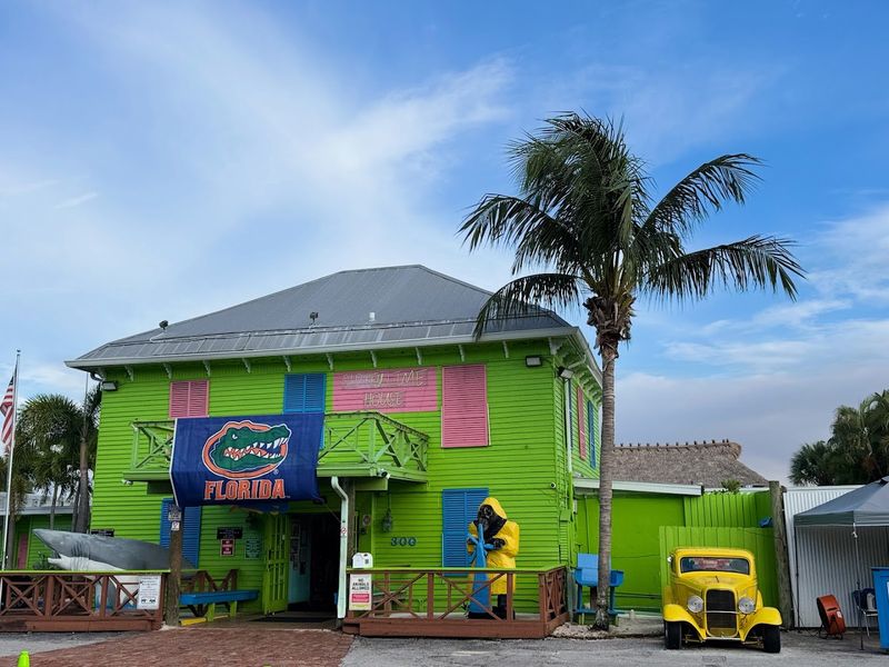 Old Key Lime House - Lantana