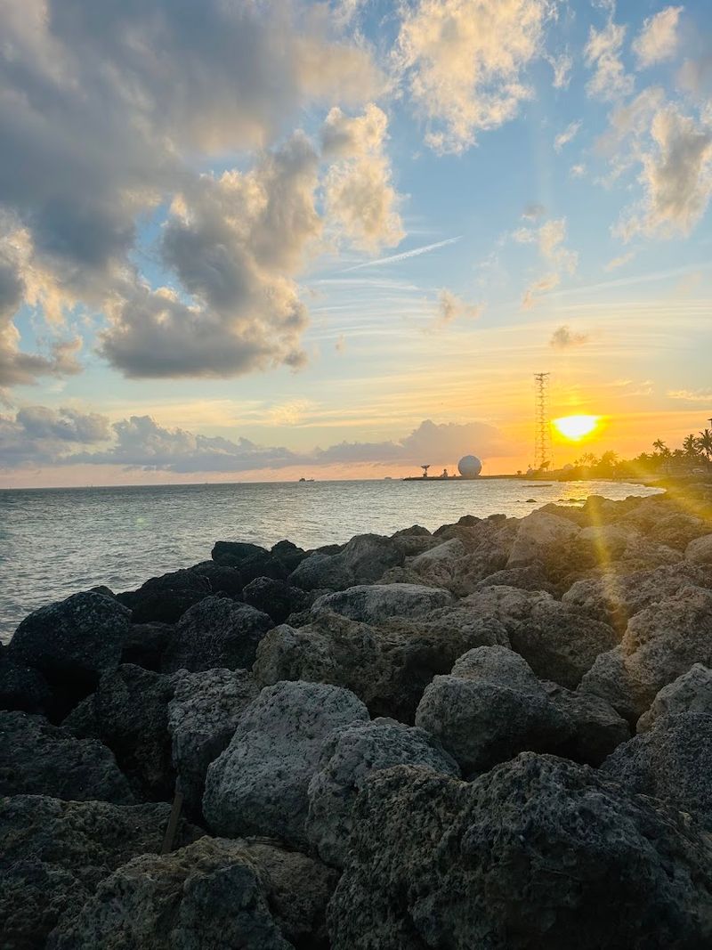 The Sunrise Strategy For Avoiding The Crowds