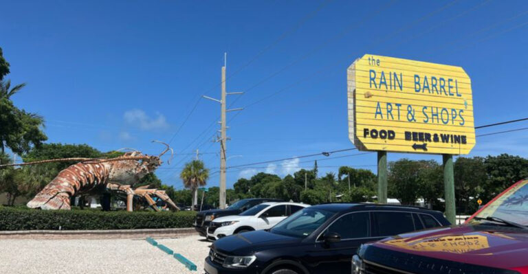 Drivers Travel for Hours to See This Giant Florida Roadside Curiosity