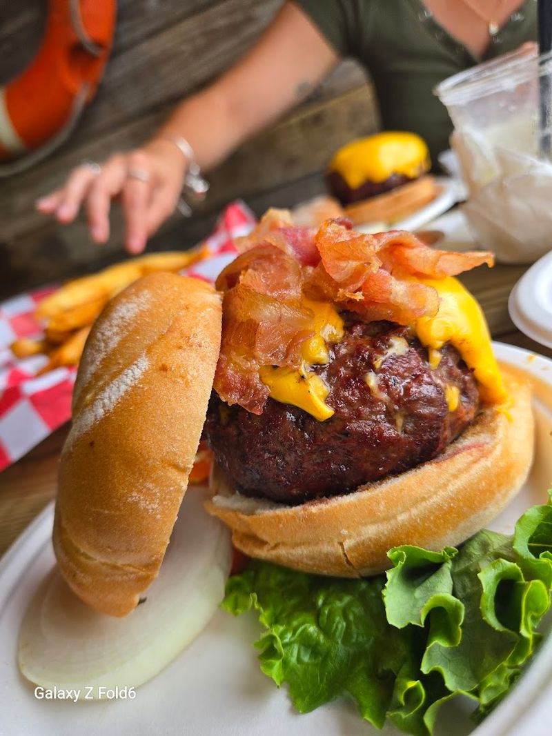 The Massive Cheeseburger At This Florida Favorite Is Becoming Summer’s Must-Try Meal