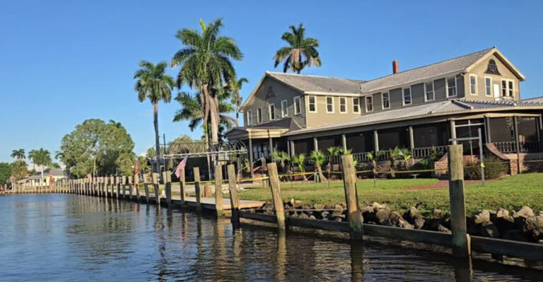 Every President From Teddy Roosevelt To Eisenhower Stayed At This Florida River Lodge