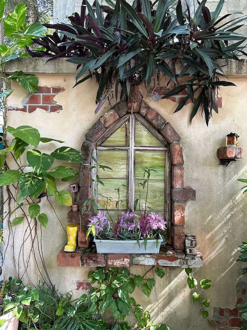 Candles and Soaps Bring Keys Scents Home