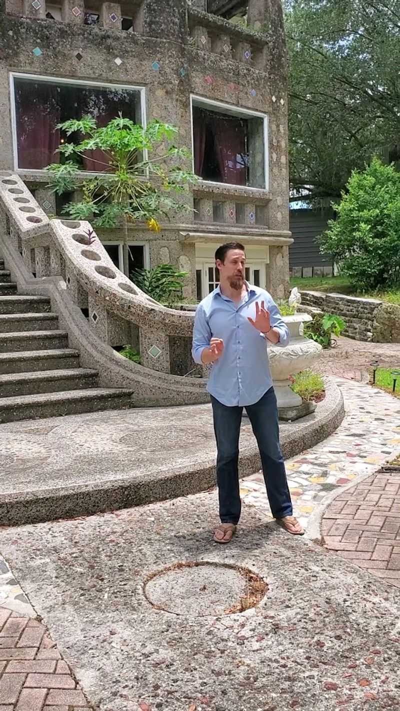 Why the Guided Tour Makes the Experience