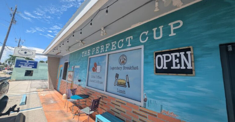 Locals Adore This Cozy Café Tucked Away in Matlacha