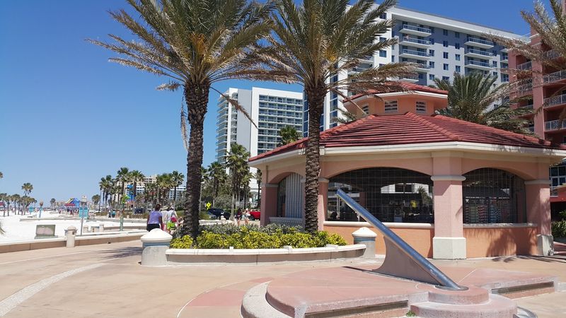 A beachfront promenade made for wandering