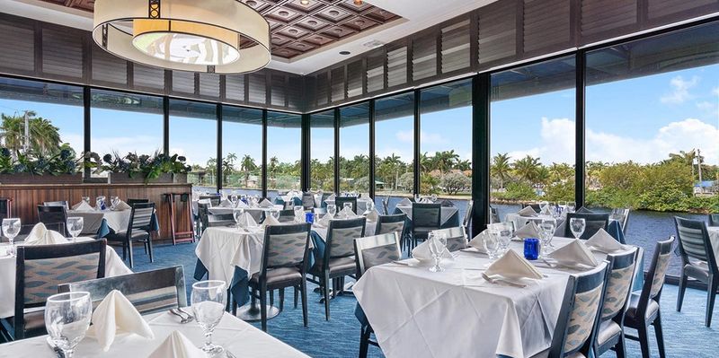 Billy's Stone Crab — Hollywood