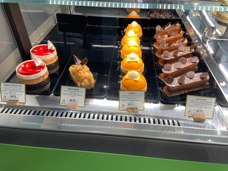 Tropical Gelato That Captures Florida's Essence