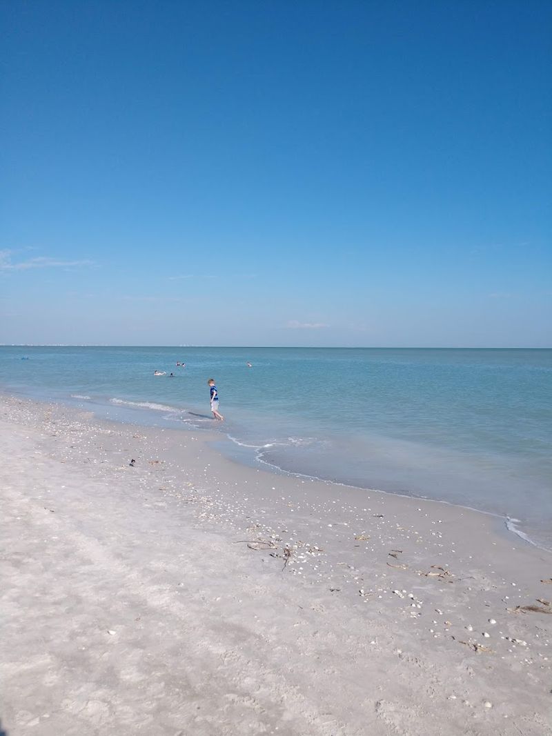 Gulfside City Park Beach (Algiers Beach) – Sanibel