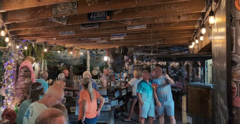 One Bite Of This Florida Grouper Sandwich And You’ll Understand The Hype