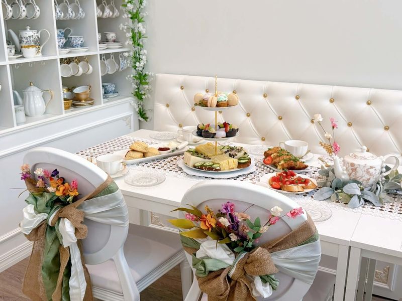 The Tea Room Experience (Orlando)