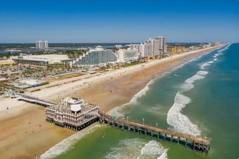 Daytona Beach — Daytona Beach