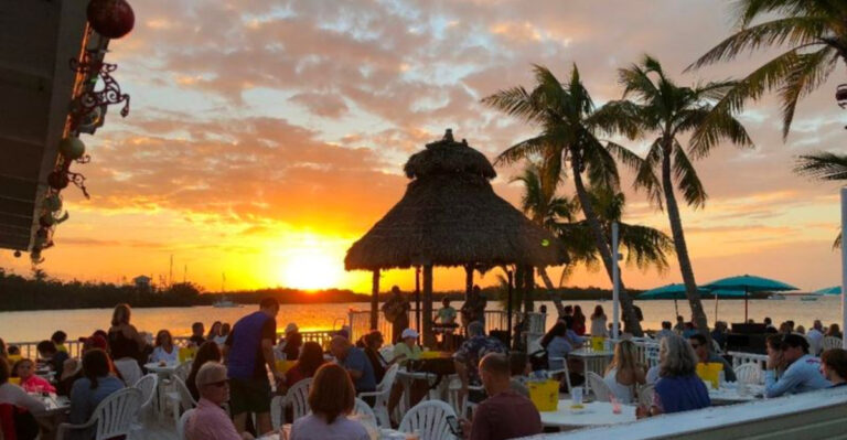 These 11 Florida Restaurants Are Tucked Into Some of the State’s Prettiest Corners