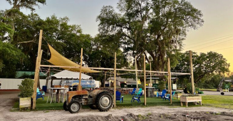 This Animal-Friendly Florida Winery Is The Sweetest Place To Sip And Stay Awhile