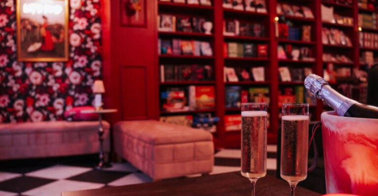 This Dreamy Florida Hideaway Is for Book Girls Who Believe Wine and Girl Dinner Count as Plans
