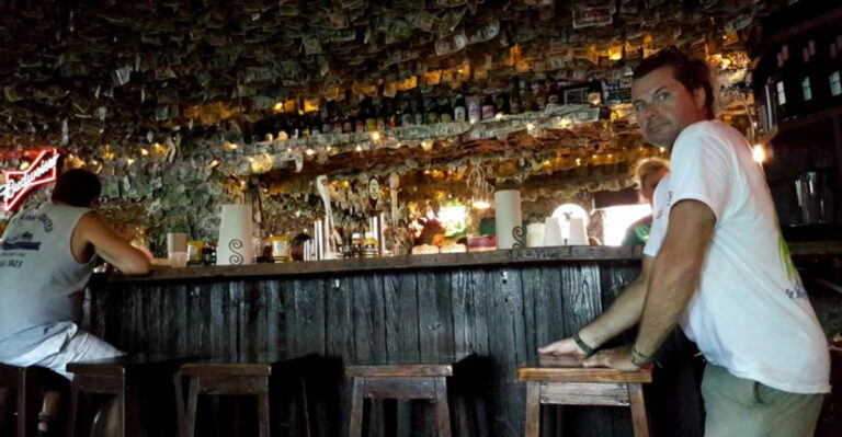 This Legendary Florida Pub Has Been Serving Stories, Drinks, And Character For Over 80 Years