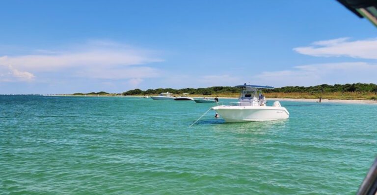 This Quiet Florida Island Offers a Rare Escape From Traffic, Crowds, and Modern Life