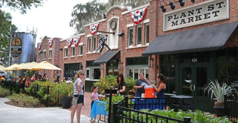 This Small Florida City Is Quietly Turning Into One Of The State’s Best Food Getaways