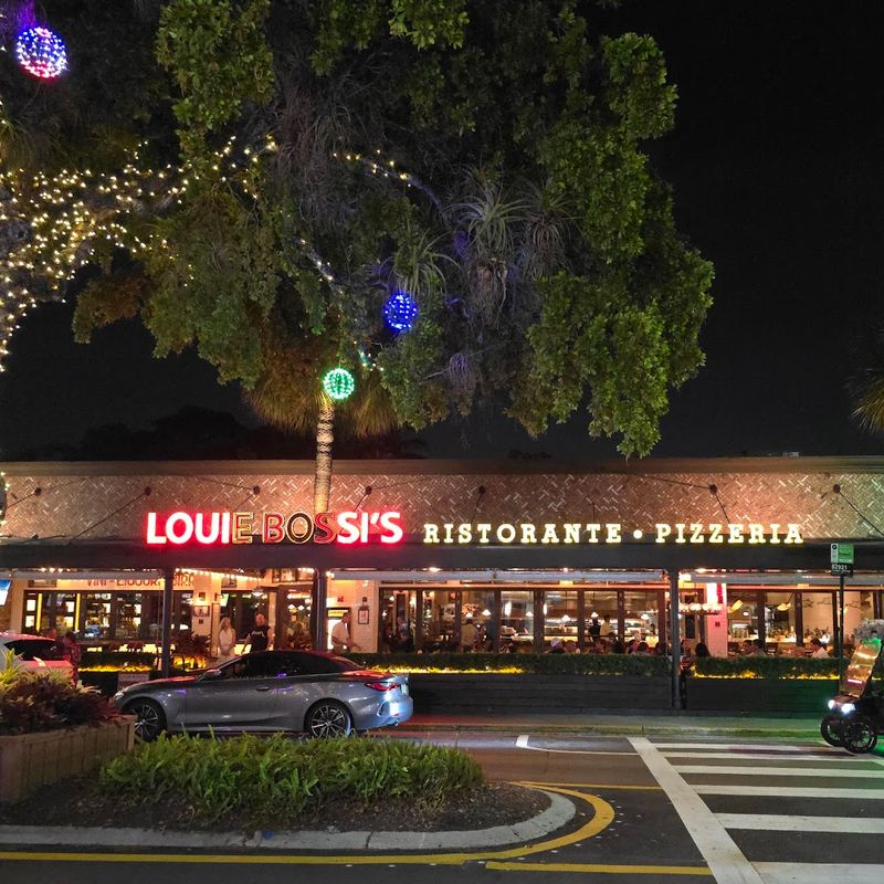 Louie Bossi's Ristorante Bar Pizzeria — Fort Lauderdale