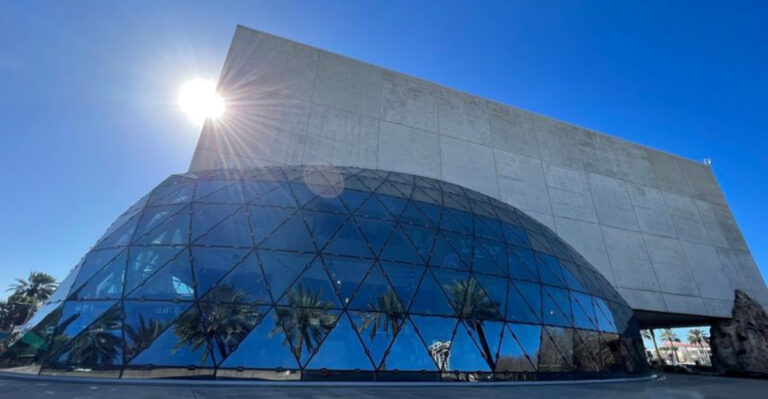 Walking Through This Florida Museum Feels Like Entering Another Dimension