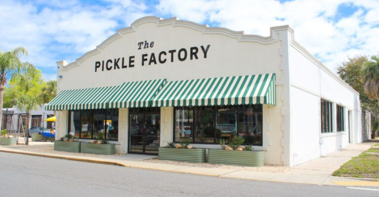 10 Florida Stores Dedicated Almost Entirely to One Very Specific Thing