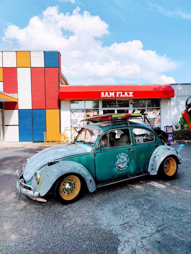 Convenient Hours and Location for Orlando Creatives