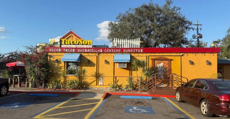 9 Tiny Tampa, Florida Spots That Stay Packed Without Any Hype