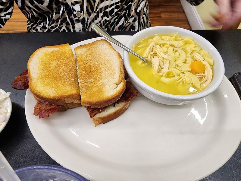 The Uncle John's Smoked Sausage Hoagie That Locals Keep Quiet About