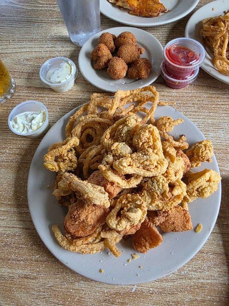 Whole Belly Clams That Taste Like New England