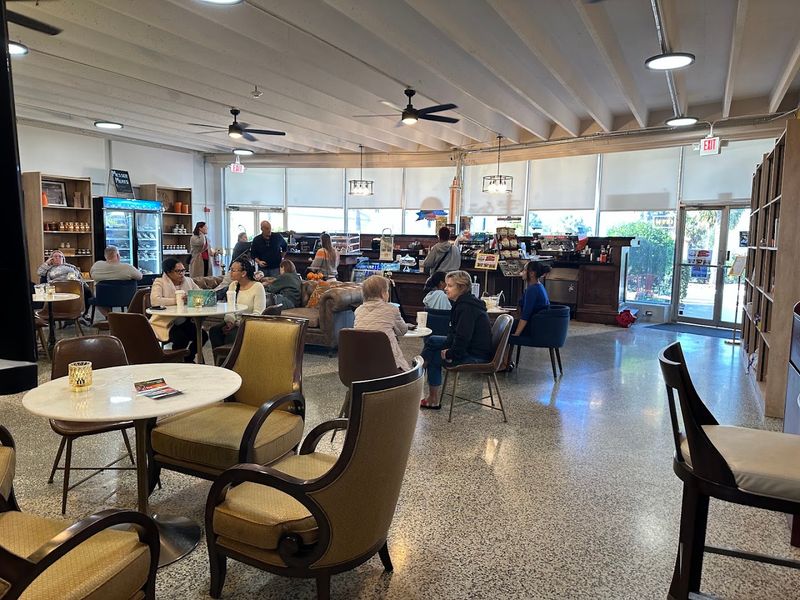 Ground-Level Coffee Shop Adds Modern Comfort