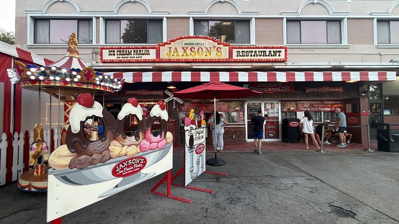 Jaxson's Ice Cream Parlor & Restaurant – Dania Beach