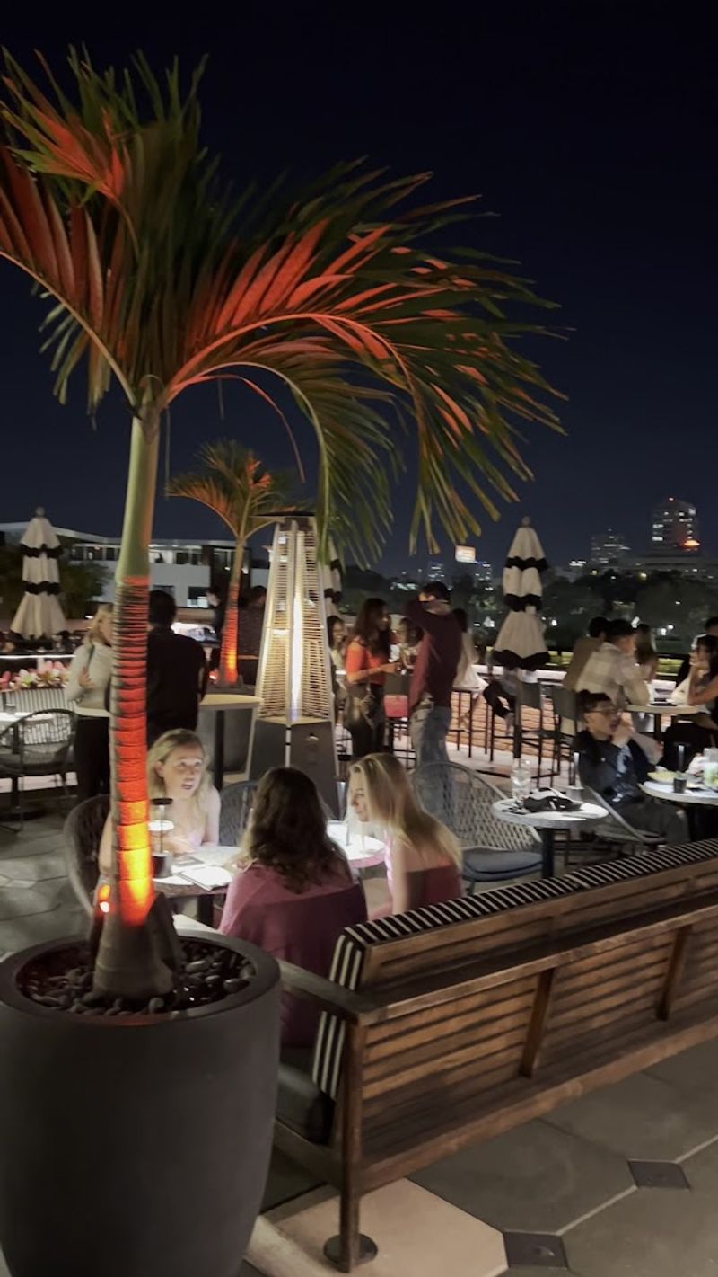 Perfect Atmosphere for Espresso Martini Enthusiasts