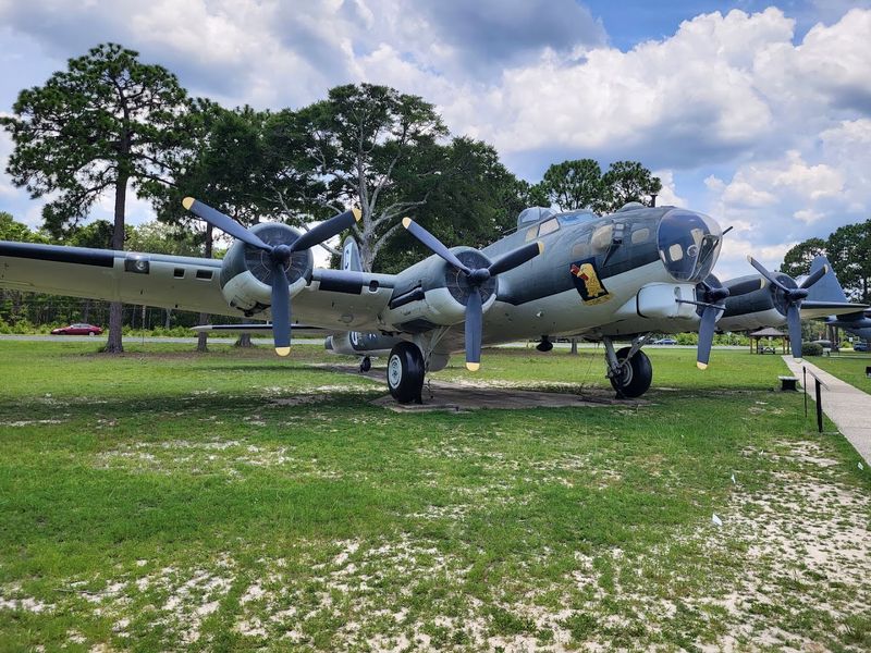 B-17 Flying Fortress and World War II Aircraft