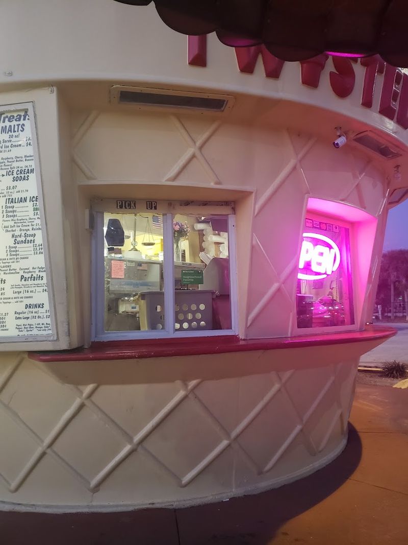 The Nostalgic Walk-Up Window Experience