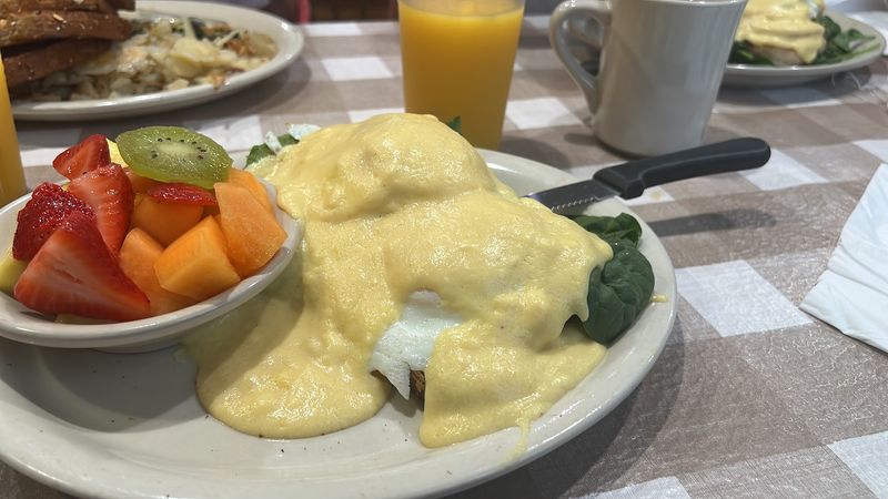 Shrimp and Grits Worth Ordering Twice